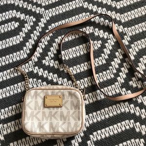 Authentic Michael Kors crossbody
